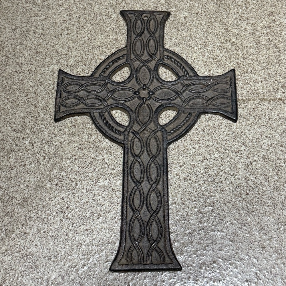 Cast Iron Celtic Knot Cross Wall Decor Rustic Antique Style